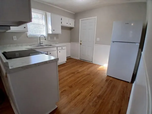 $1,625 | 202 Barshay Drive, Summerville, SC 29483