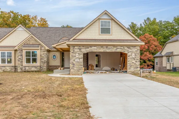 $519,900 | 12258 Tullymore Drive, Stanwood, MI 49346