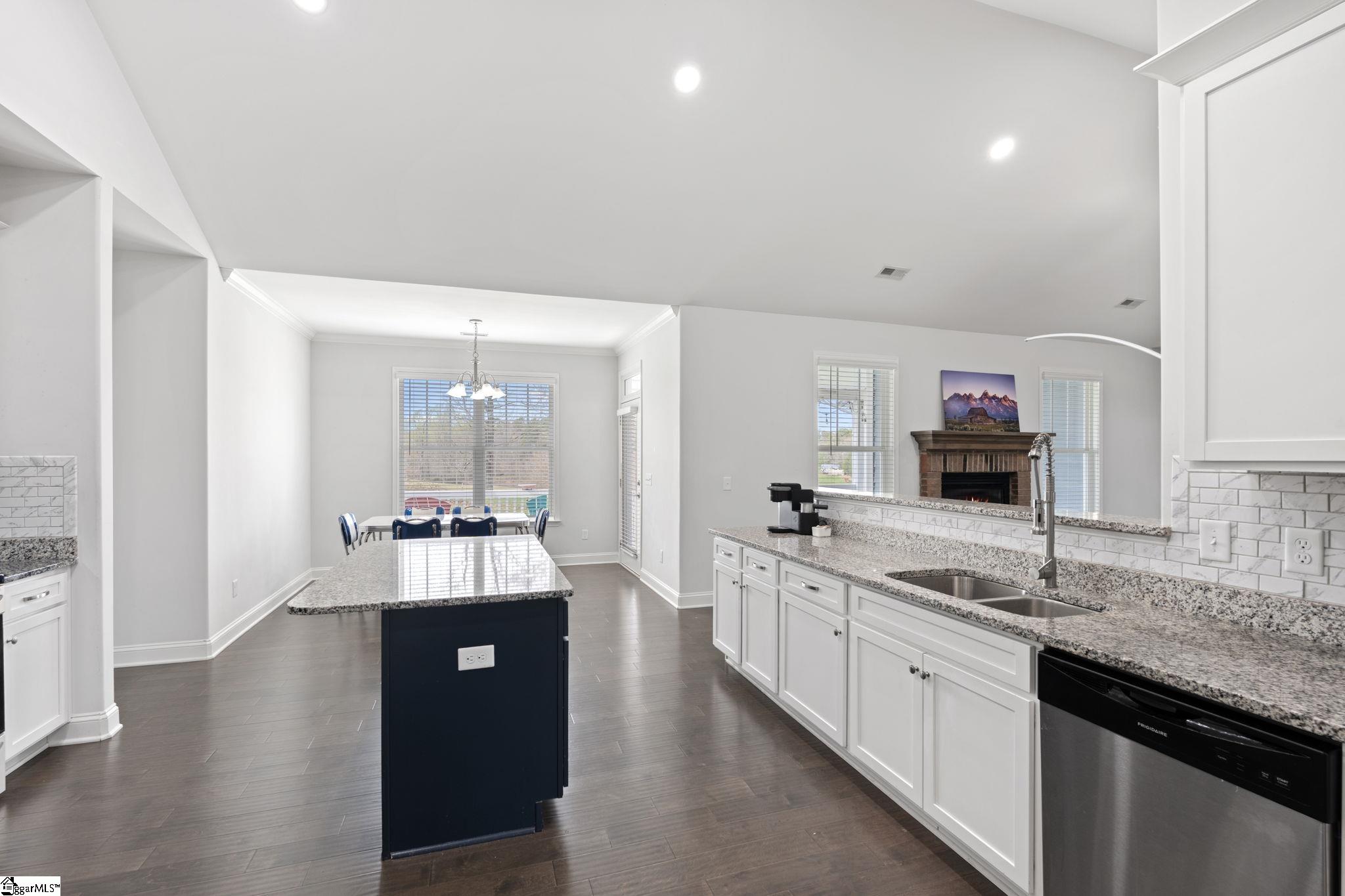 203 Claridge Way Greer, SC 29651 - Photo 16 of 45