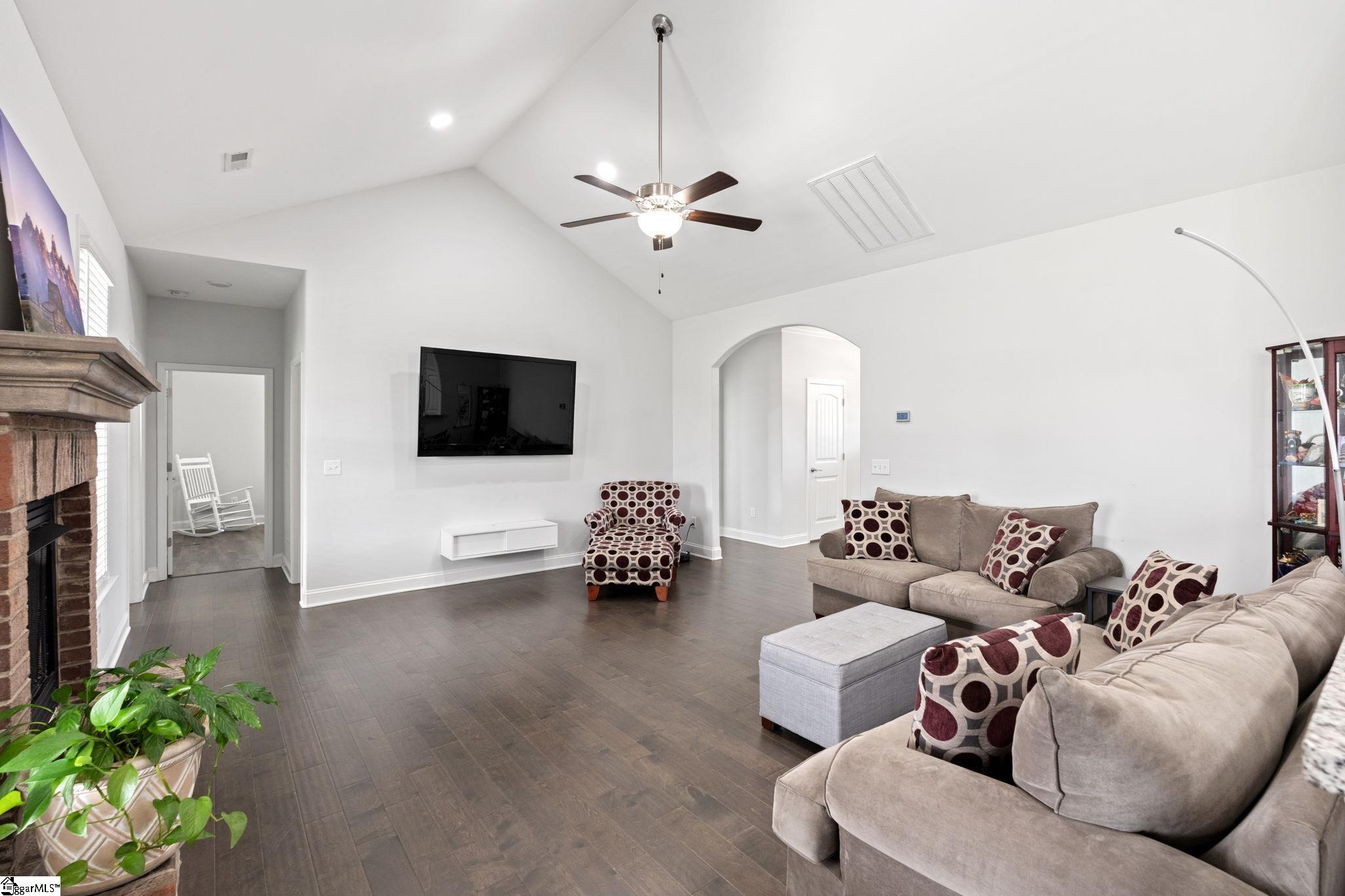 203 Claridge Way Greer, SC 29651 - Photo 10 of 45