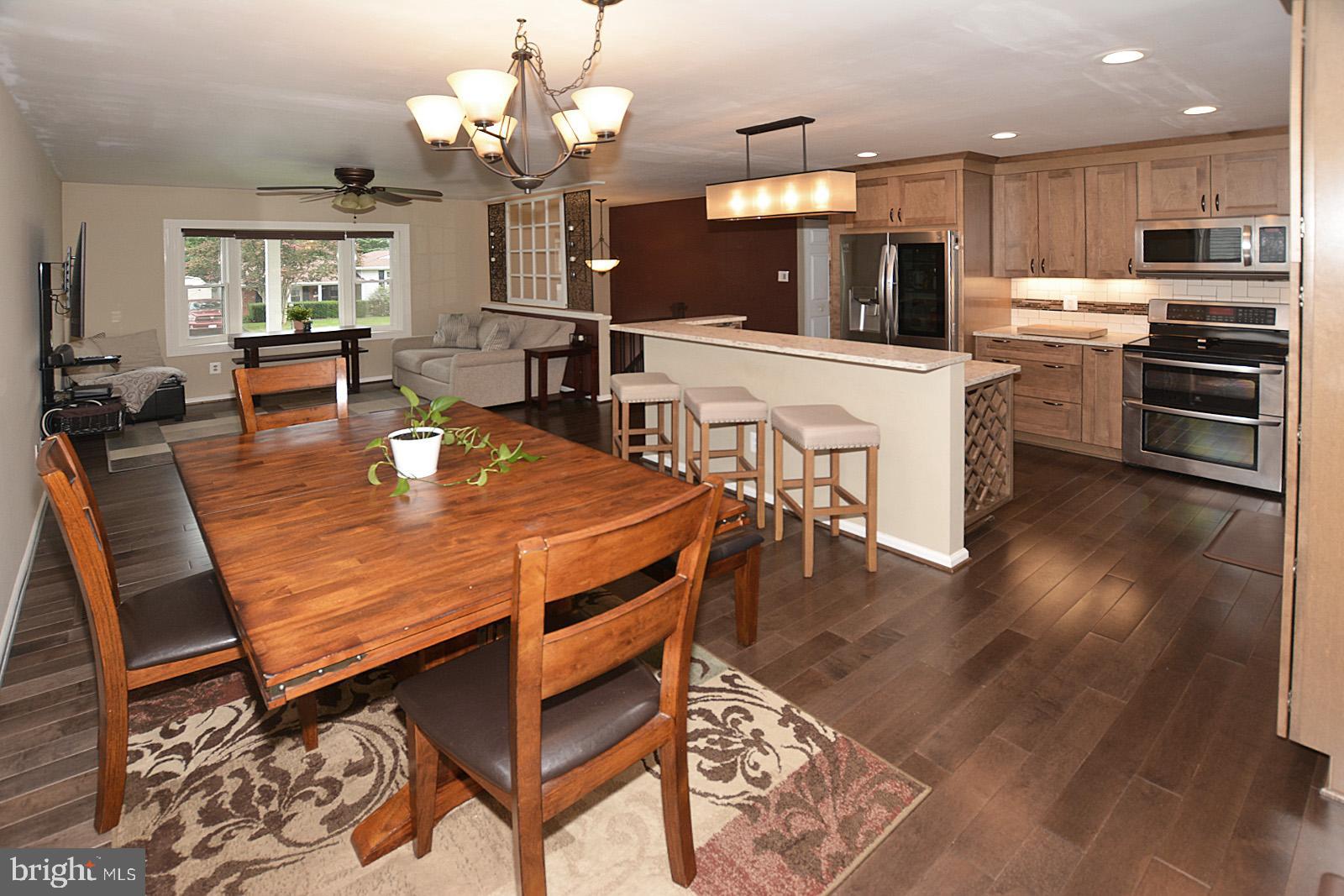1306 East Iberia Road Sterling, VA 20164 - Photo 8 of 34 Gallery Image 8