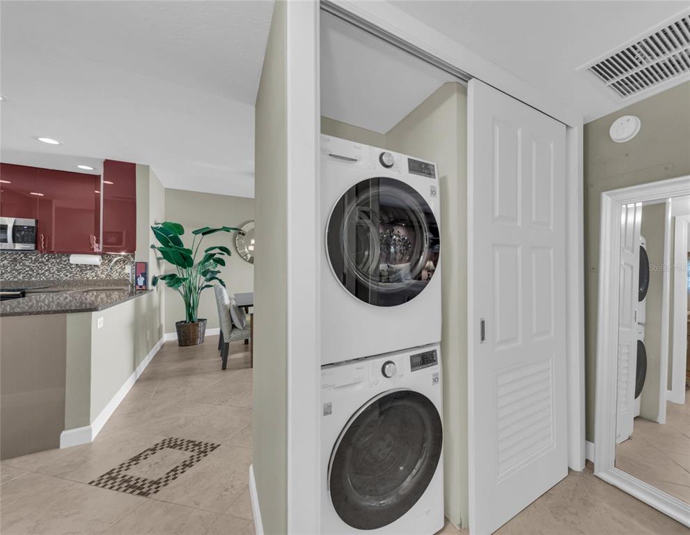 4420 Exeter Drive, Unit 307 Longboat Key, FL 34228 - Photo 18 of 37