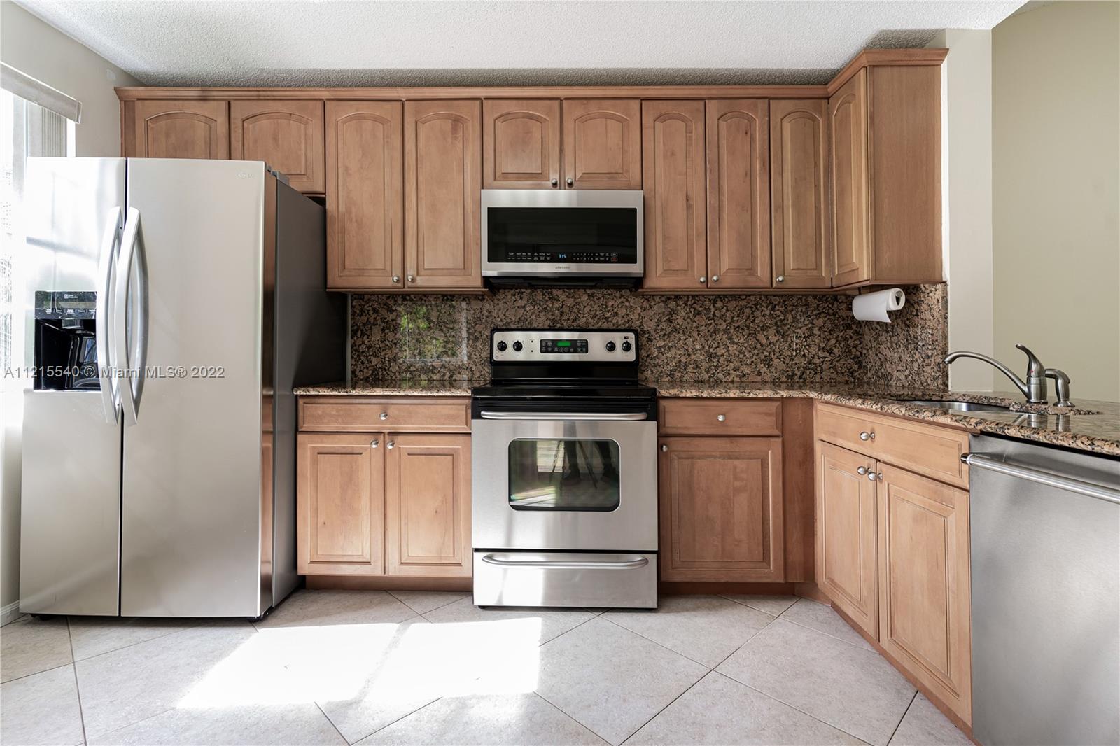 6496 Via Regina, Unit 6496 Boca Raton, FL 33433 - Photo 4 of 33 Gallery Image 4