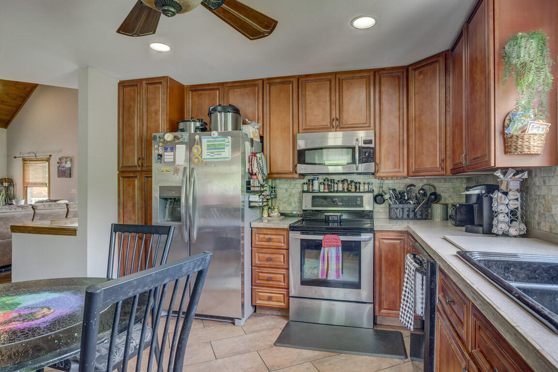40 Highway 3149 Butler, KY 41006 - Photo 1 of 44 Main kitchen