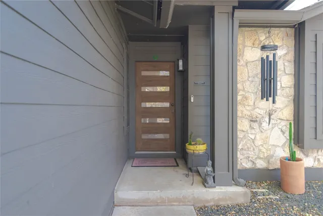 $2,600 | 1622 Cattle Trail, Austin, TX 78748