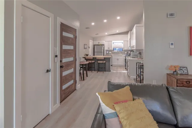 $2,600 | 1622 Cattle Trail, Austin, TX 78748