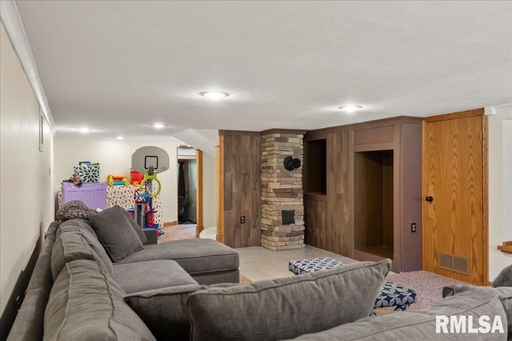 7987 Mechanicsburg Road Springfield, IL 62712 - Photo 29 of 41