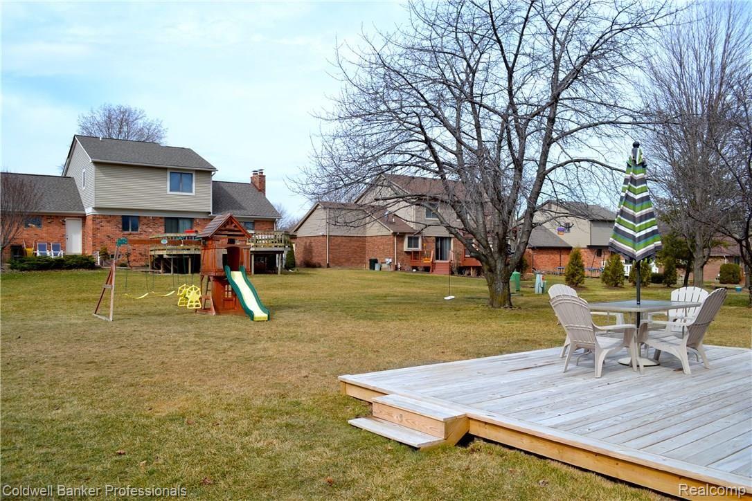2156 Elkhorn Drive Rochester, MI 48307 - Photo 23 of 25 DSC_3957.JPG