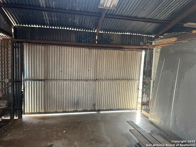 $180,000 | 7505 Farm To Market Road 1333, Charlotte, TX 78011