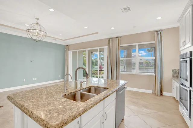 $695,000 | 2499 Vicara Court, Royal Palm Beach, FL 33411