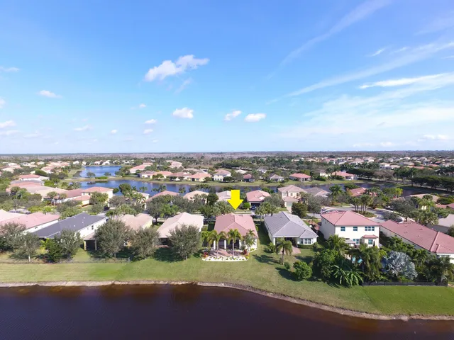 $695,000 | 2499 Vicara Court, Royal Palm Beach, FL 33411