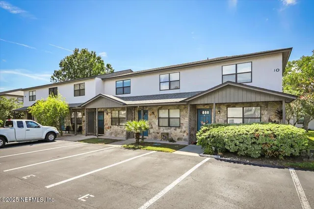 $1,850 | 10 Ponte Vedra Court, Unit B, Ponte Vedra Beach, FL 32082