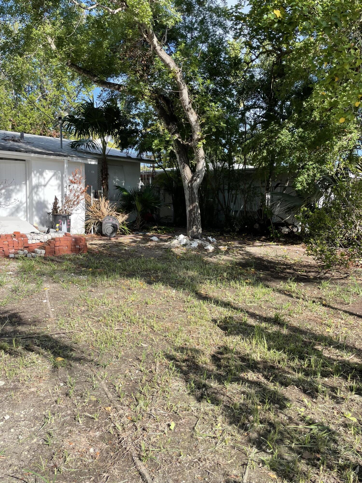 1716 Laird Street Key West, FL 33040 - Photo 8 of 32 a view of back yard of the house