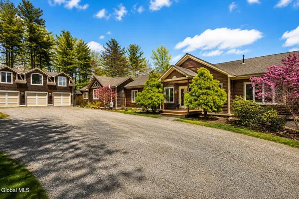 $1,299,990 | 25 Rockledge Road, Canaan, NY 12029