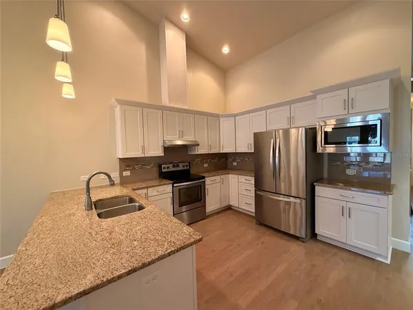 $1,900 | 1084 Northwest 126 Way, Newberry, FL 32669
