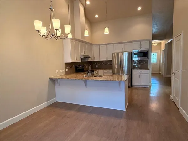 $1,900 | 1084 Northwest 126 Way, Newberry, FL 32669