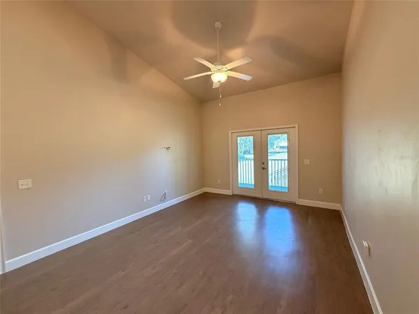 $1,900 | 1084 Northwest 126 Way, Newberry, FL 32669