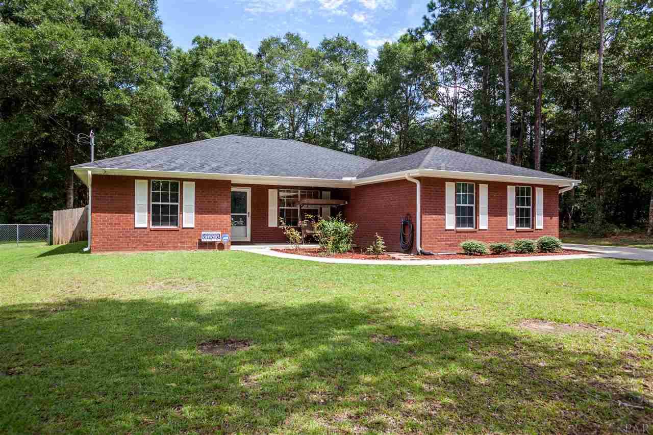 6424 Kembro Road Milton, FL 32570 - Photo 2 of 29