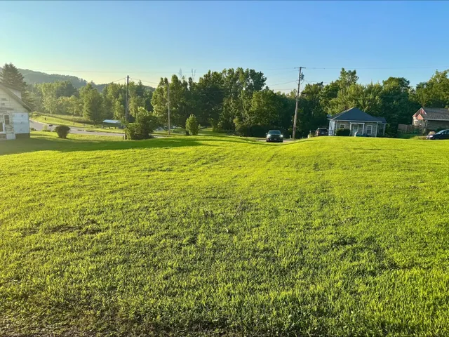 $15,000 | 1611 Portland Avenue, Savanna, IL 61074