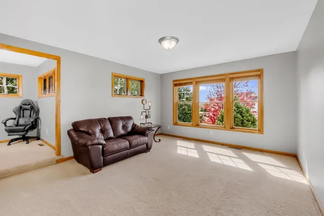 $999,500 | 21157 Ridgewood Trail, Lakeville, MN 55044