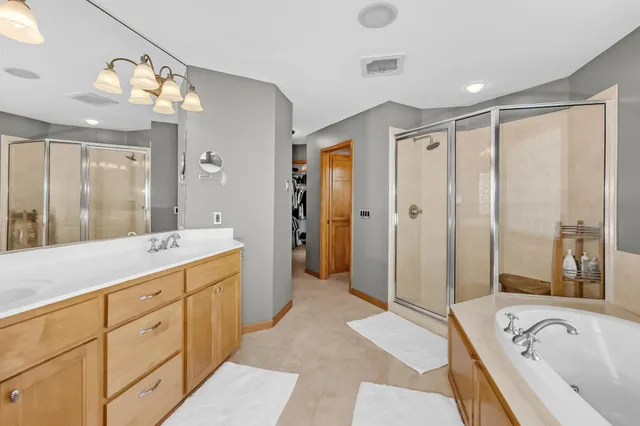 $999,500 | 21157 Ridgewood Trail, Lakeville, MN 55044