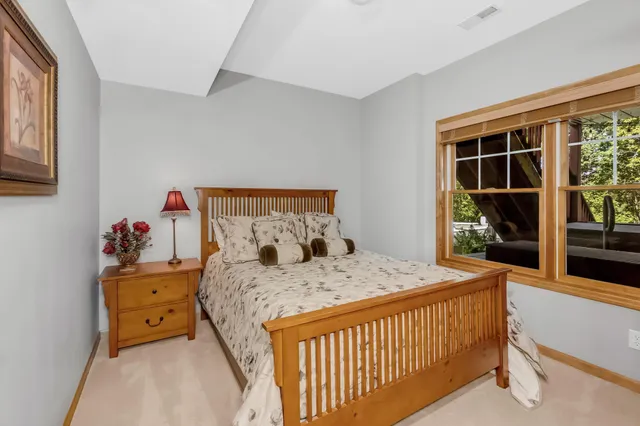 $999,500 | 21157 Ridgewood Trail, Lakeville, MN 55044