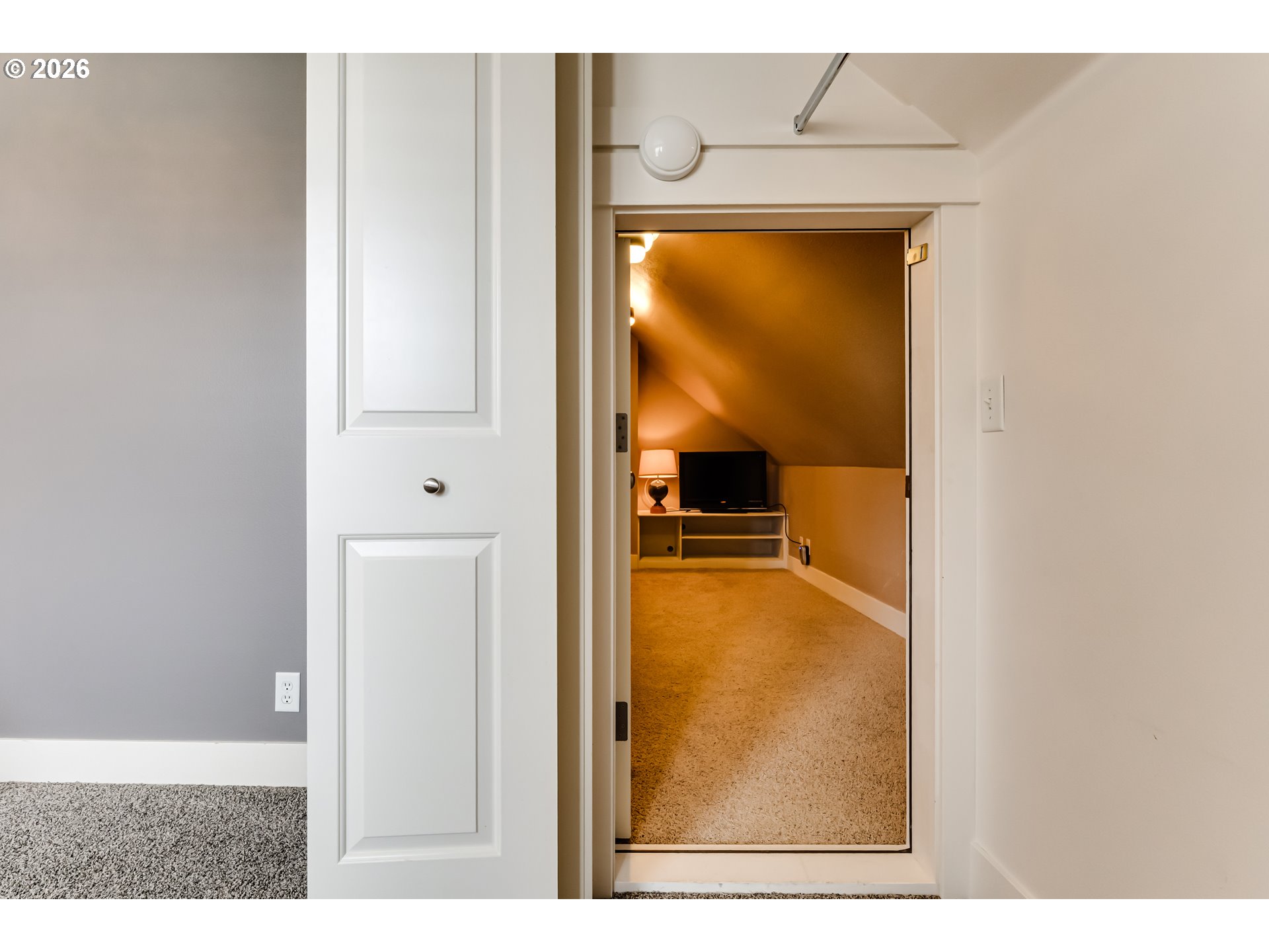 2128 Sparrow Court Eugene, OR 97401 - Photo 18 of 23