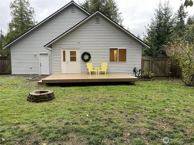 $2,500 | 3615 Britzman Loop, Clinton, WA 98236