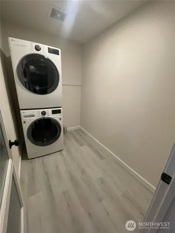 $2,500 | 3615 Britzman Loop, Clinton, WA 98236