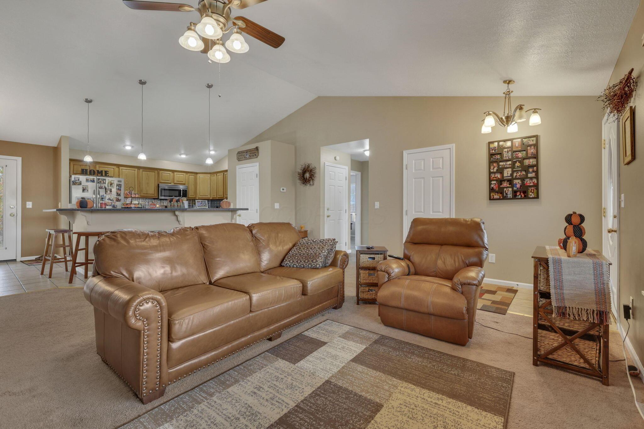 6092 Clearport Road Southwest Lancaster, OH 43130 - Photo 9 of 70 10-web-or-mls-_S5A5498