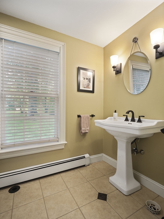 275 Pleasant Street Dunstable, MA 01827 - Photo 24 of 41