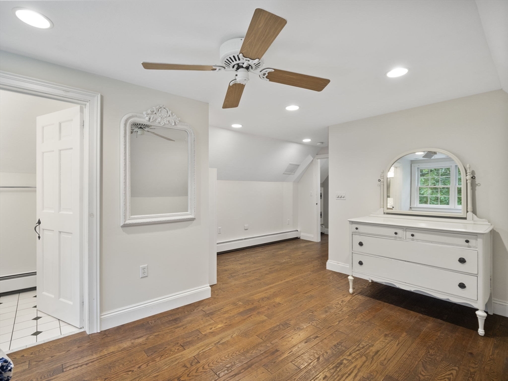 275 Pleasant Street Dunstable, MA 01827 - Photo 29 of 41