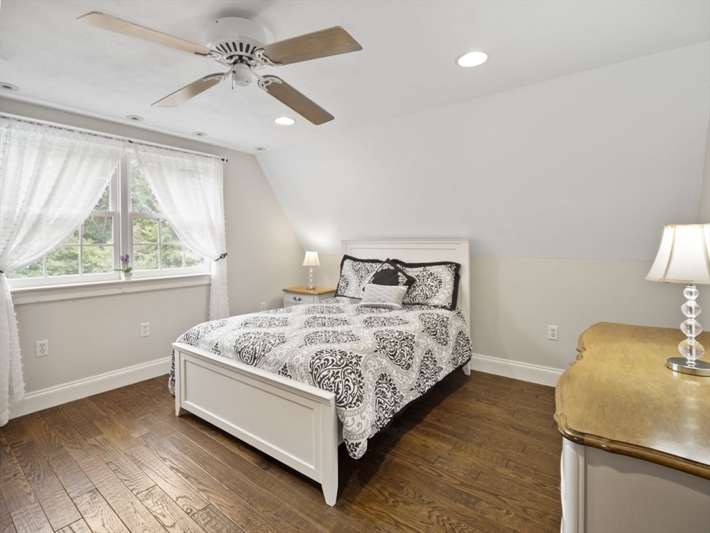 275 Pleasant Street Dunstable, MA 01827 - Photo 31 of 41