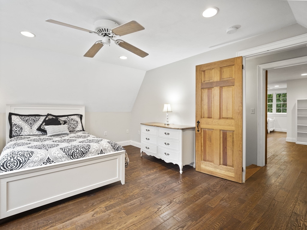 275 Pleasant Street Dunstable, MA 01827 - Photo 32 of 41