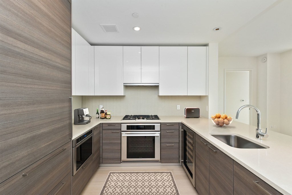 1 Franklin Street, Unit 3010 Boston, MA 02110 - Photo 4 of 21