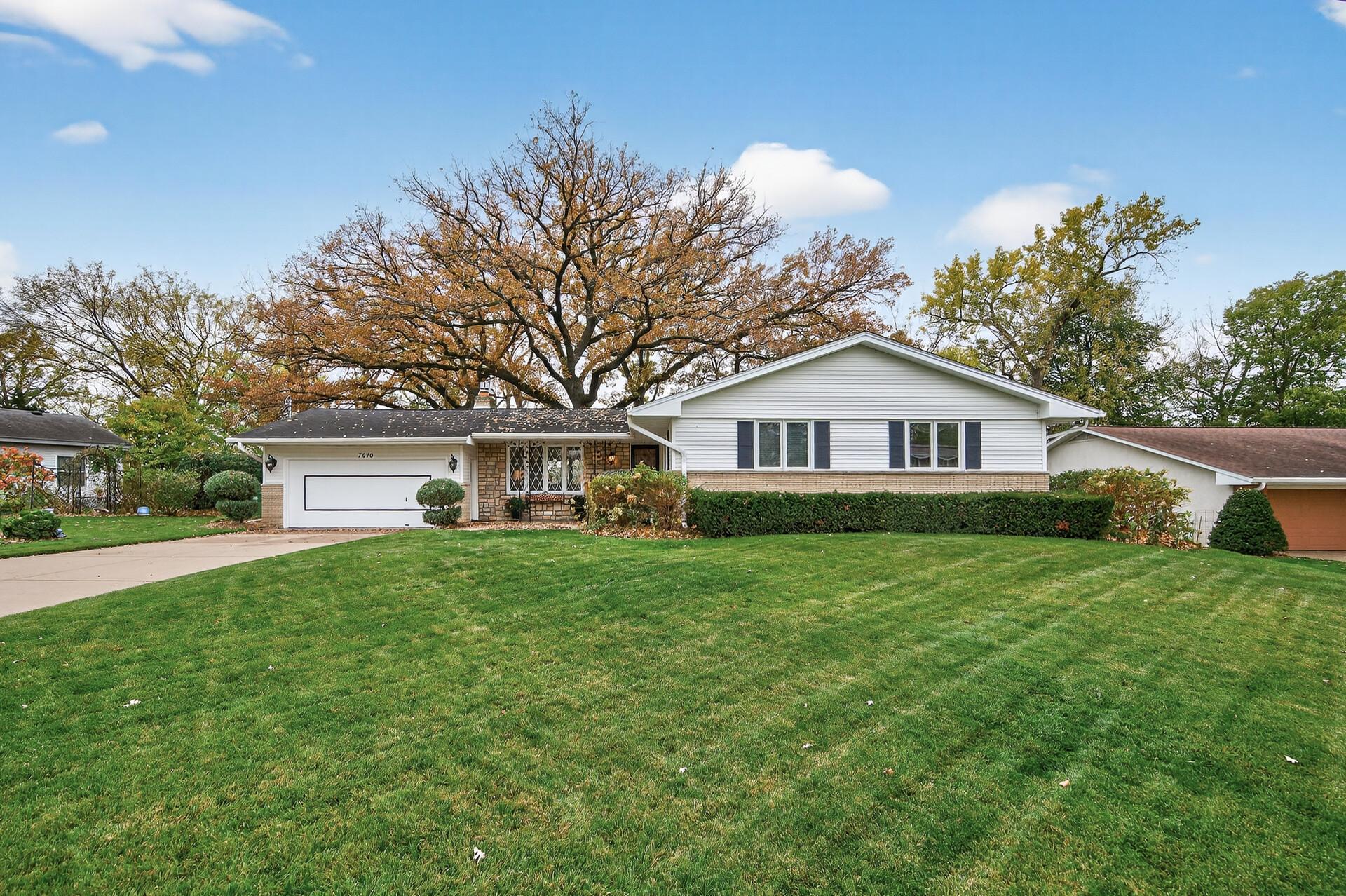 7610 Alden Way Northeast Fridley, MN 55432 - Photo 3 of 55