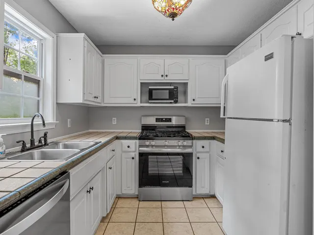 $230,000 | 725 Cotton Branch Drive, Boiling Springs, SC 29316