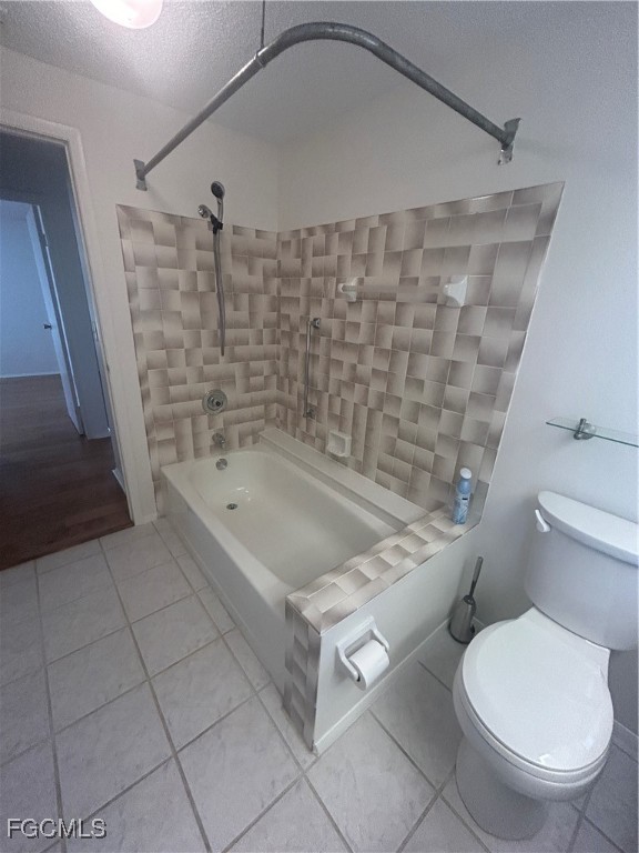 16268 Shadow Pine Road North Fort Myers, FL 33917 - Photo 17 of 25 a bathroom with a sink a toilet and shower