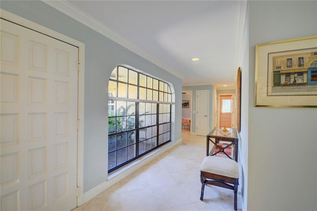 17 Middle Road Sewall's Point, FL 34996 - Photo 15 of 44