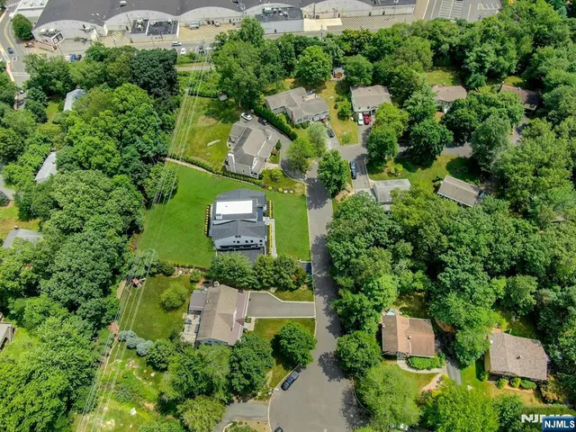 $1,800,000 | 35 Lillian Court, Ramsey, NJ 07446