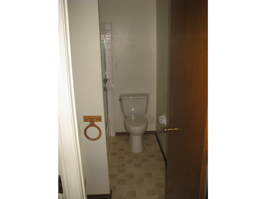 2 L Bayview Terrace Road, Unit 2L Hooksett, NH 03106 - Photo 13 of 17