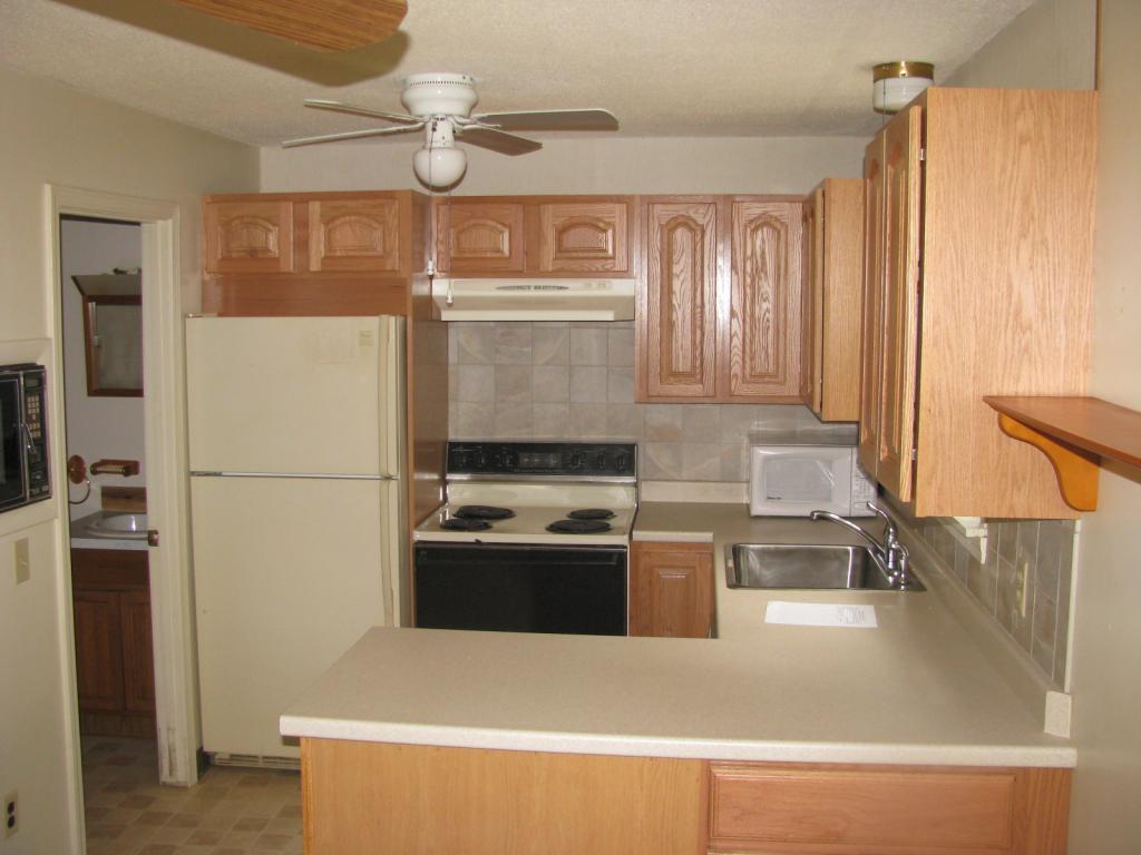 2 L Bayview Terrace Road, Unit 2L Hooksett, NH 03106 - Photo 4 of 17