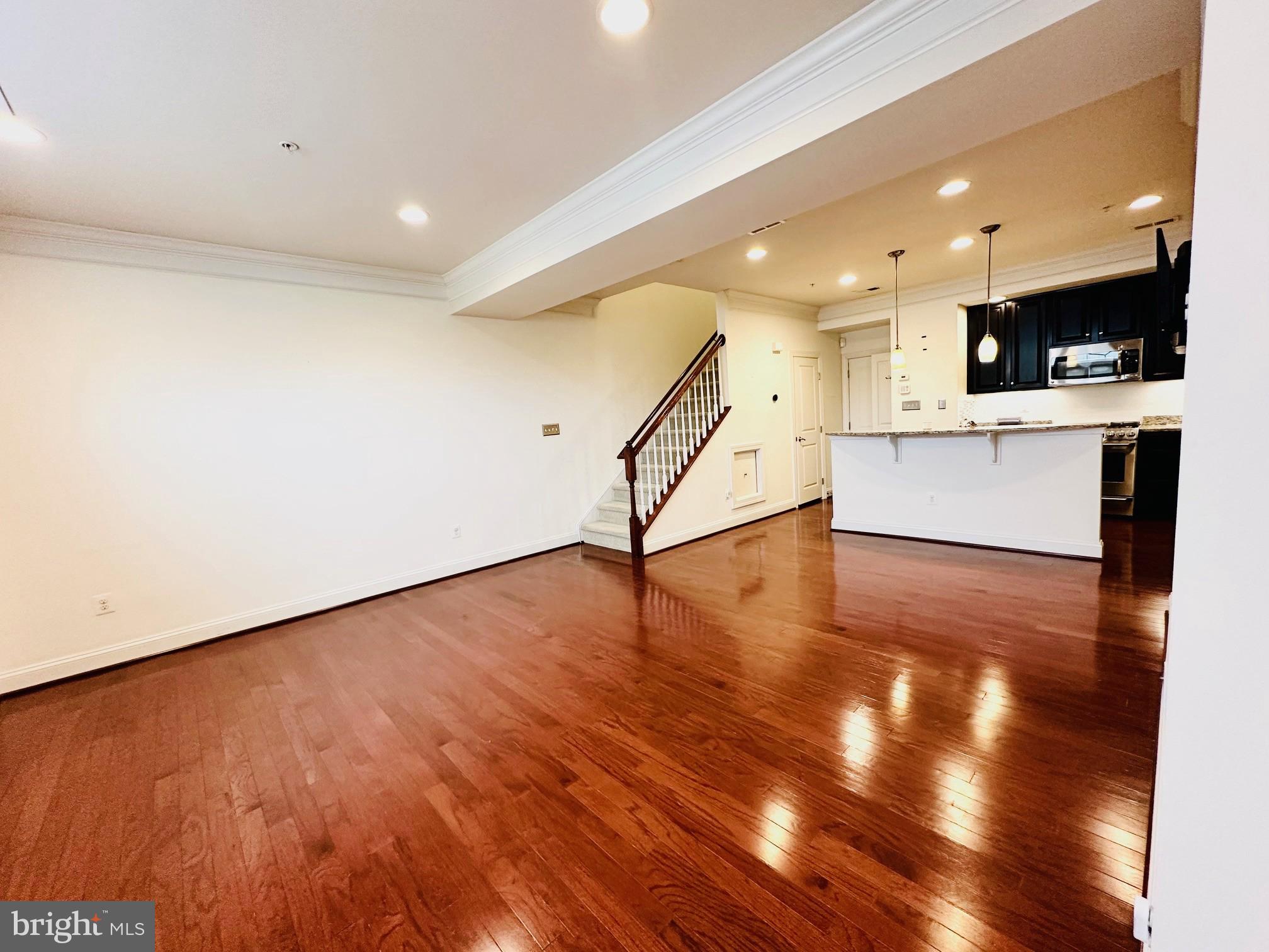 452 Exchange Avenue Gaithersburg, MD 20878 - Photo 9 of 37