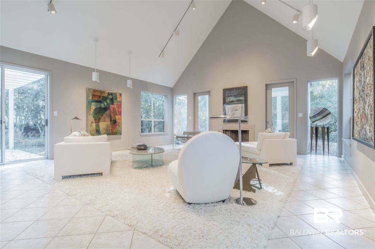 610 Van Avenue Daphne, AL 36526 - Photo 8 of 36 Living Room