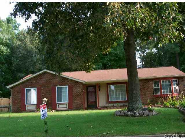 6413 Brambleton Road Richmond, VA 23234 - Photo 1 of 1 a front view of a house with garden