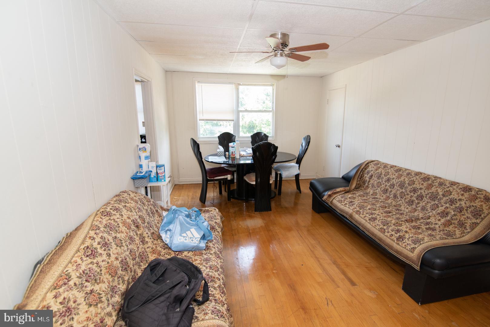 3941 Stokes Drive Baltimore, MD 21229 - Photo 2 of 21