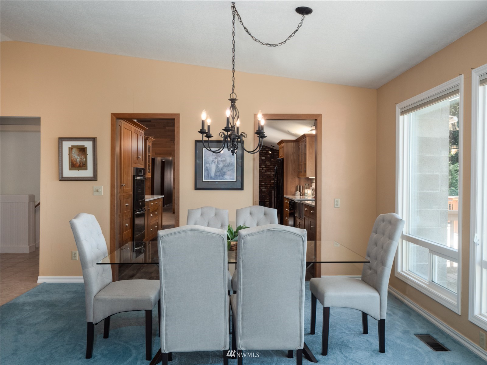 25 Alpine Way Longview, WA 98632 - Photo 14 of 30 a view of a dining room with furniture window and outside view