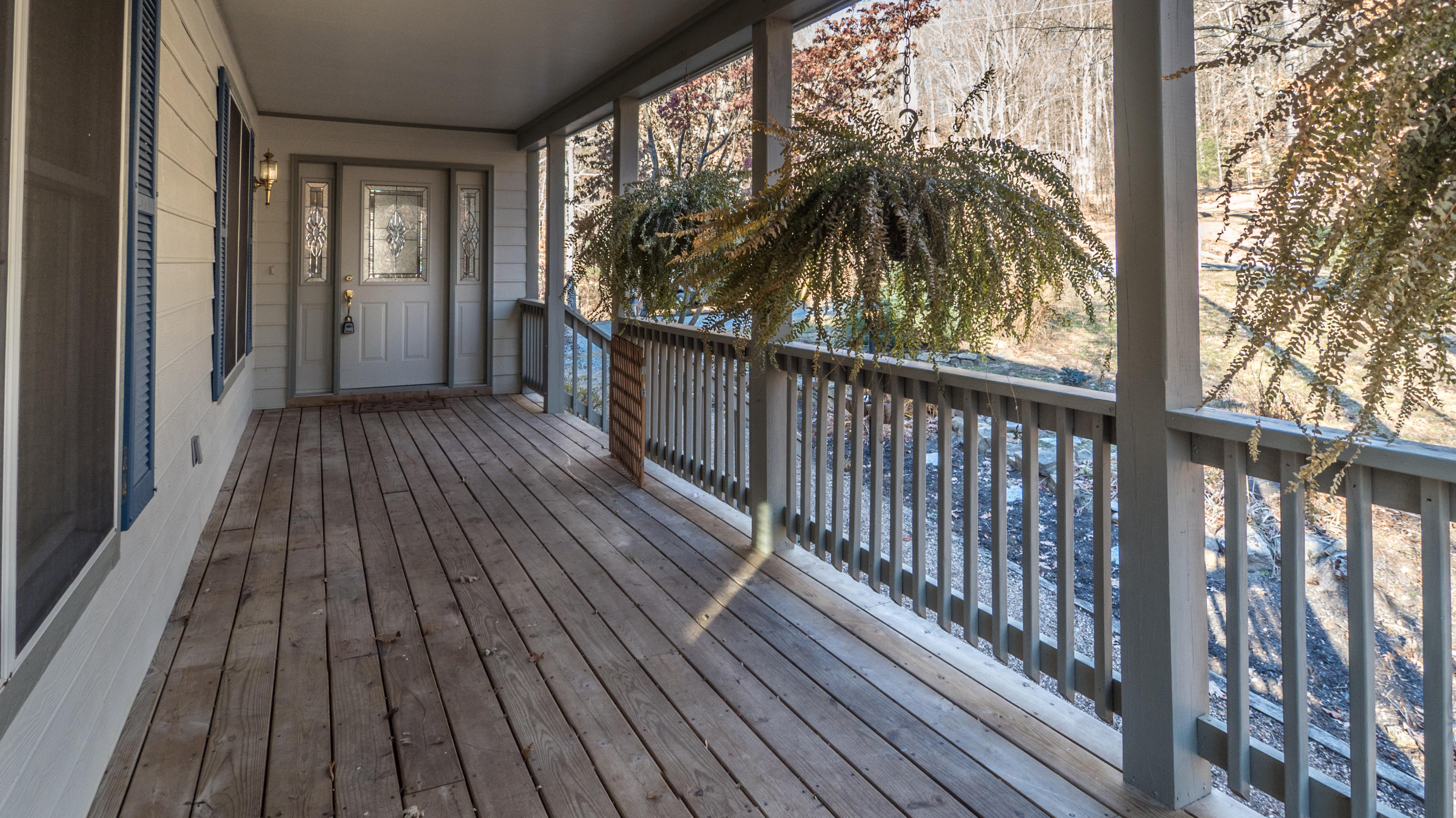 460 Reid Road Lexington, VA 24450 - Photo 8 of 51 00008