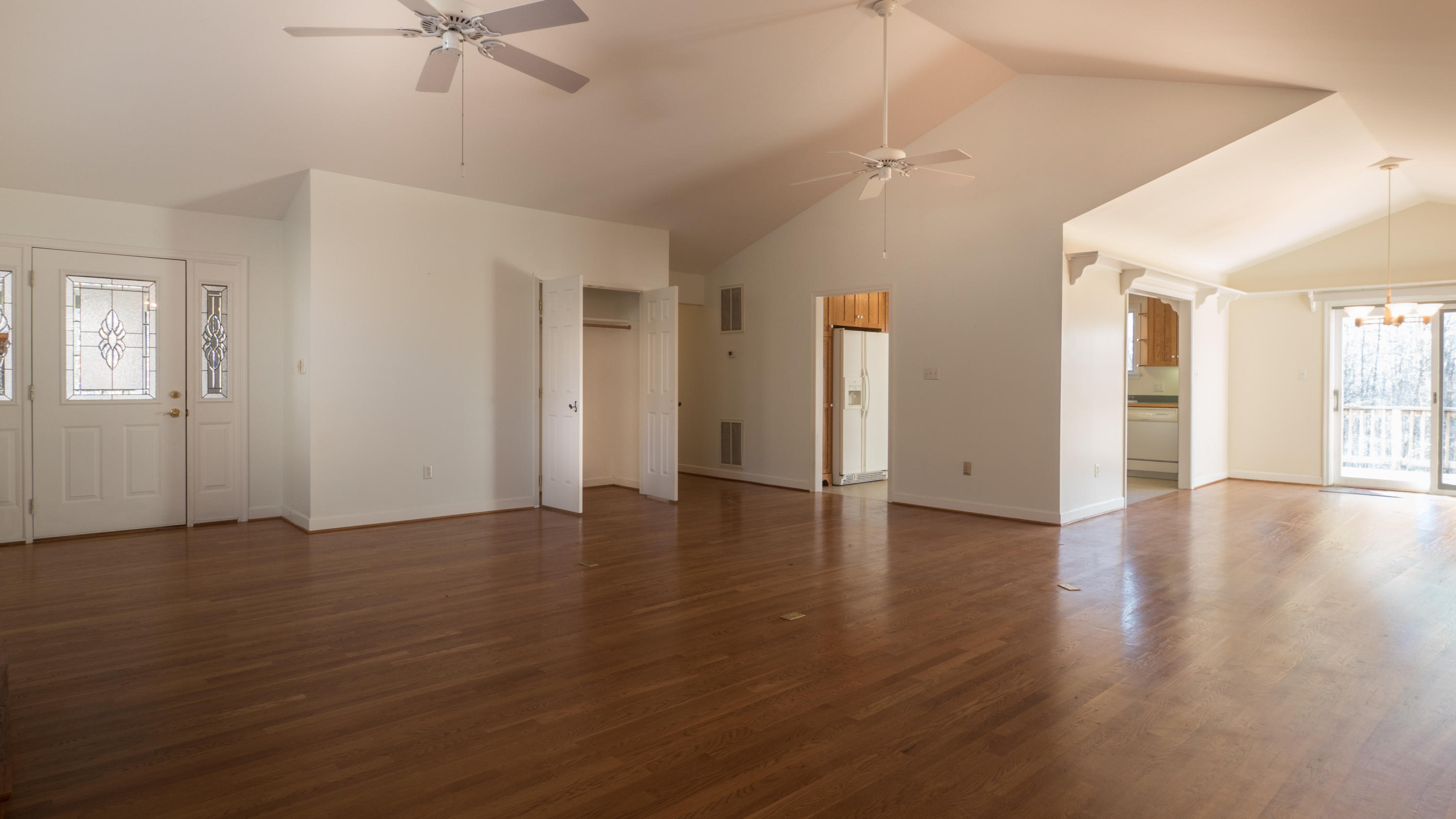 460 Reid Road Lexington, VA 24450 - Photo 9 of 51 00009