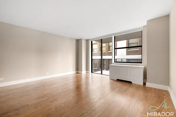 $4,650 | 330 East 39th Street, Unit 24P | Murray Hill